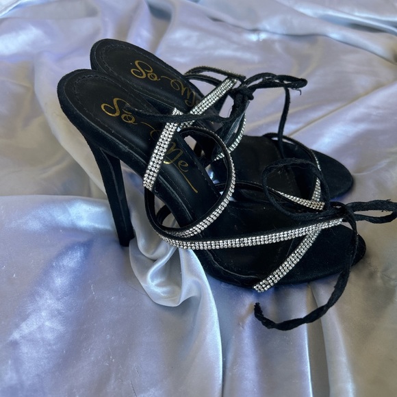 ♡ rhinestone lace up heals ♡ - Picture 2 of 3